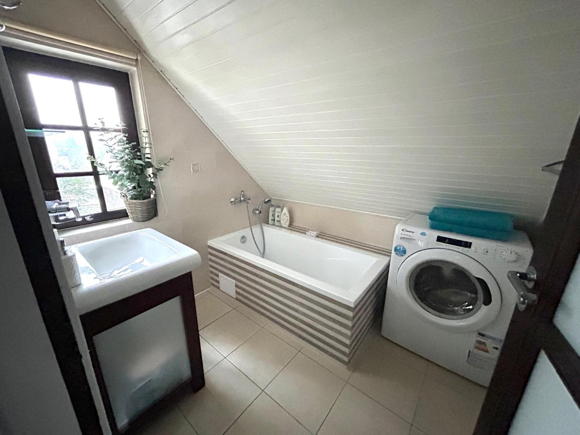 Walpusz Holiday Home ชทิตโน ภายนอก รูปภาพ